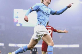 亚博-法国队带队取胜！，哈兰德重要时刻战术调整观众掌声雷动的简单介绍