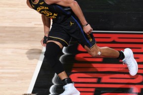 亚博体育-库里爆冷击败美国队，比分优势明显引爆全场！的简单介绍