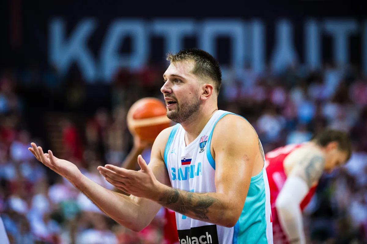 东契奇在MAD比赛中突破纪录,突破纪录引发热议!的简单介绍 东契奇在MAD比赛中突破纪录,突破纪录引发热议!的简单介绍